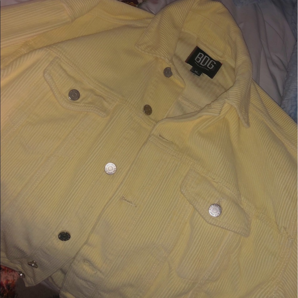 BDG URBAN OUTFITTERS NWOT yellow corduroy jacket